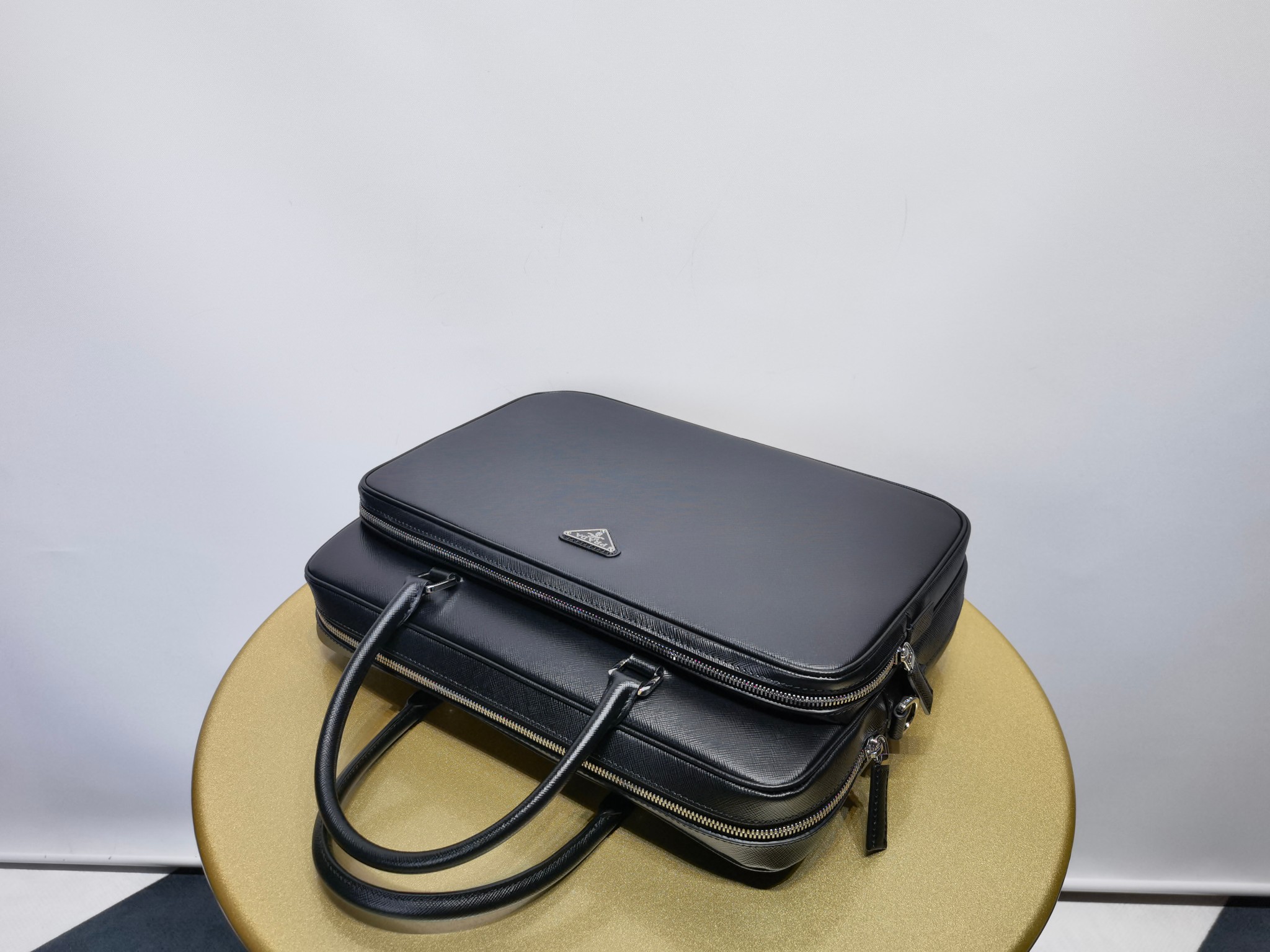 Портфель Prada