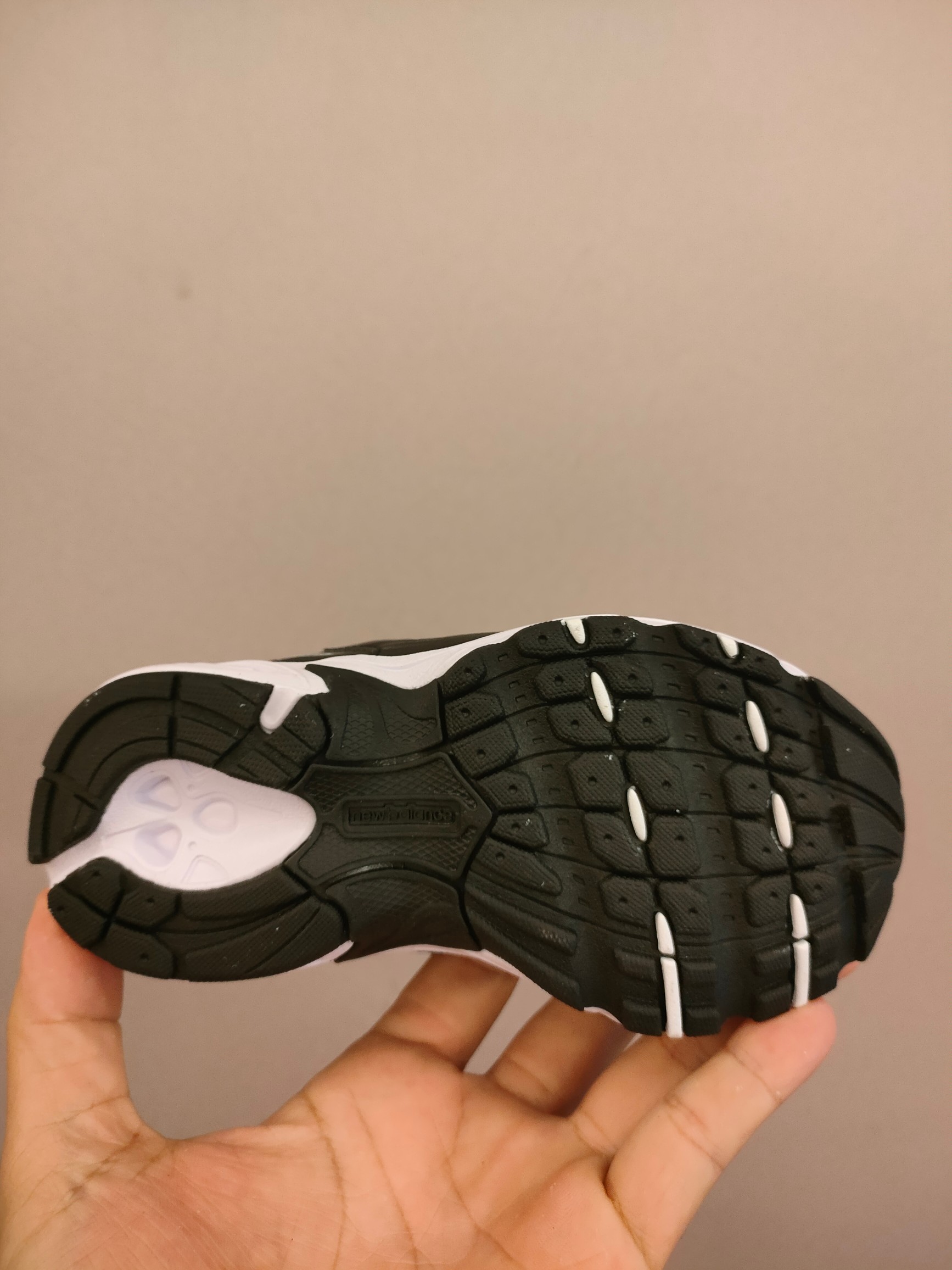 图片[6]-ＮＢ530亲子款儿童 魔术贴术贴+防臭海波丽鞋店 尺码26-37 带来经典系列 经典的530系列！该系列传承了品牌的诸多优点，大胆创新！堪称经典系列里的经典，也是最为热门的系列！时隔一年，再次带来的童鞋，必属重磅～-选品中心