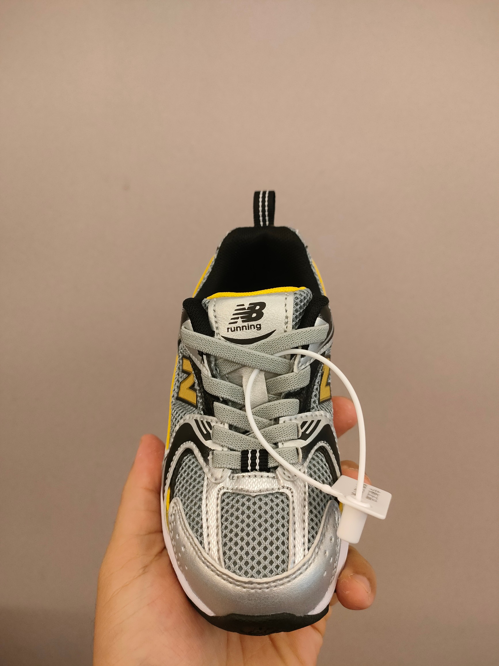 图片[3]-ＮＢ530亲子款儿童 魔术贴术贴+防臭海波丽鞋店 尺码26-37 带来经典系列 经典的530系列！该系列传承了品牌的诸多优点，大胆创新！堪称经典系列里的经典，也是最为热门的系列！时隔一年，再次带来的童鞋，必属重磅～-选品中心