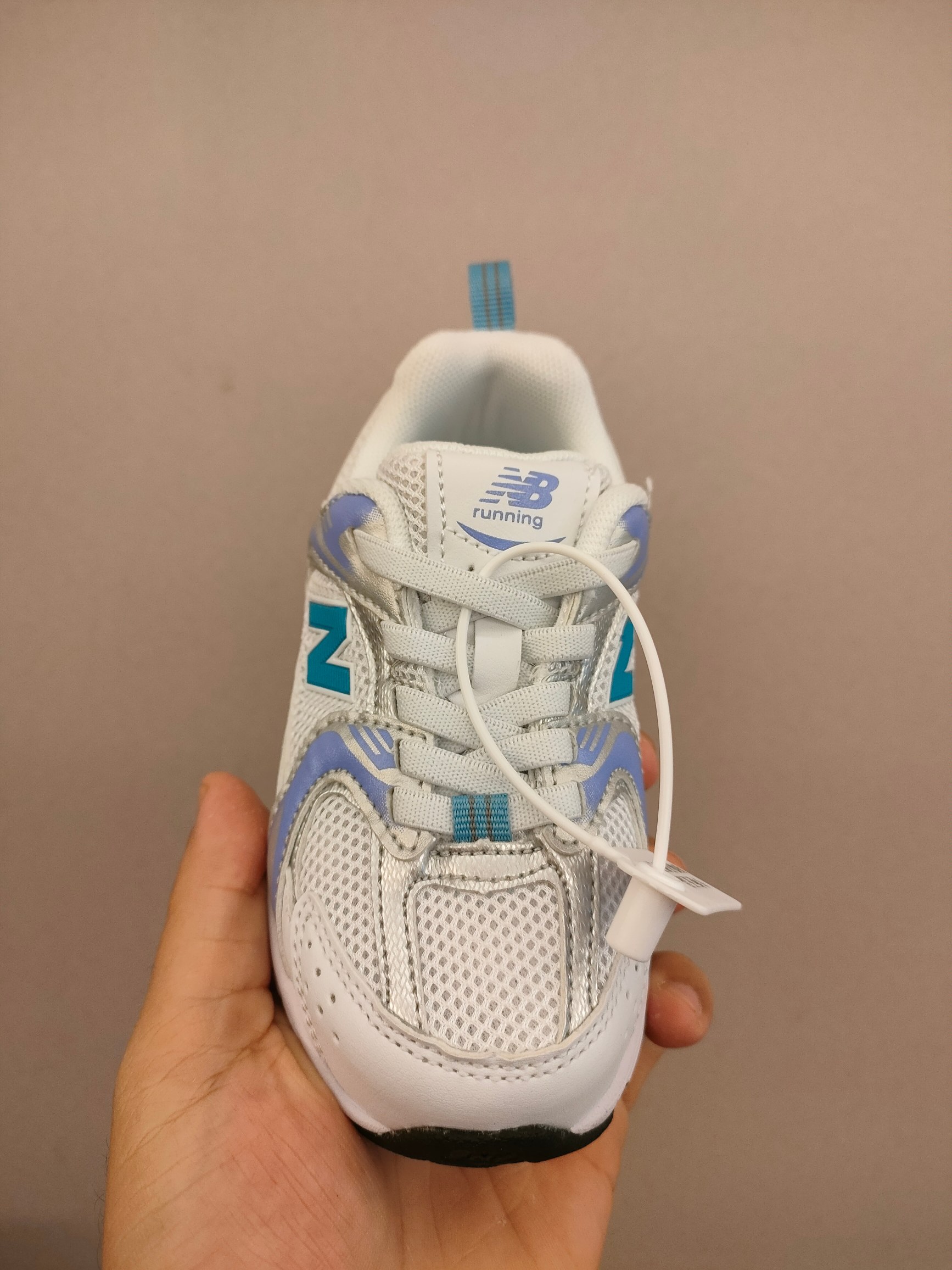 图片[3]-ＮＢ530亲子款软材质+魔术贴+防臭海波丽鞋店 尺码26-37 带来经典系列 经典的530系列！该系列传承了品牌的诸多优点，大胆创新！堪称经典系列里的经典，也是最为热门的系列！时隔一年，再次带来的童鞋，必属重磅～-选品中心