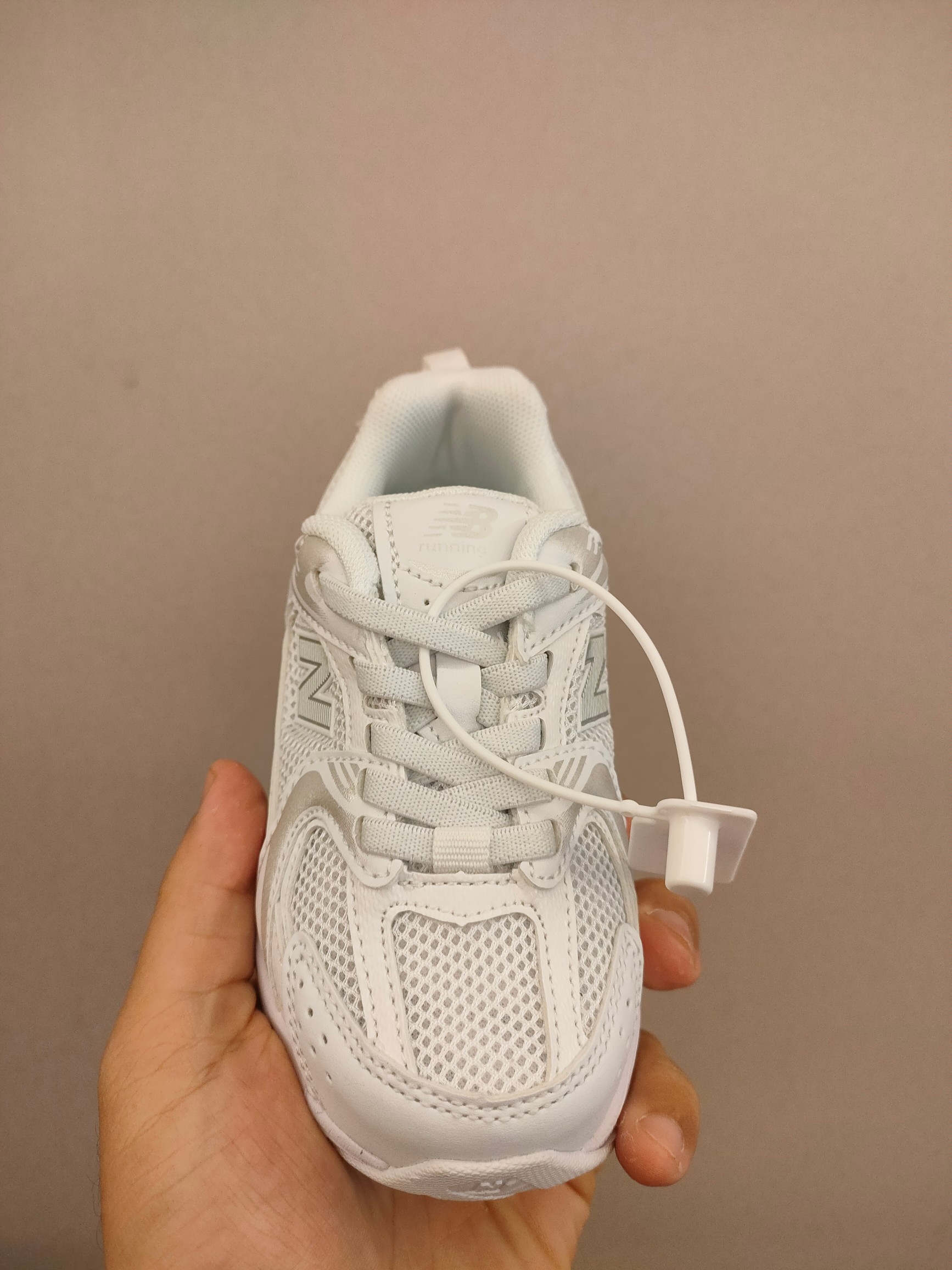 图片[3]-ＮＢ530亲子款儿童 魔术贴术贴+防臭海波丽鞋店 尺码26-37 带来经典系列 经典的530系列！该系列传承了品牌的诸多优点，大胆创新！堪称经典系列里的经典，也是最为热门的系列！时隔一年，再次带来的童鞋，必属重磅～-选品中心