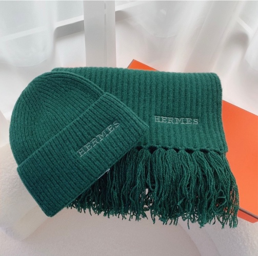 Hermes Wool Hat and Scarf Set - Unisex Winter Warm Knitted Beanie 1 Running model¥HERMESHermes 2022 autumn and winter new cashmere hat, imported cashmere, 100% wool fabric🦙% hat and scarf set, unisex, scarf size 220*40cm