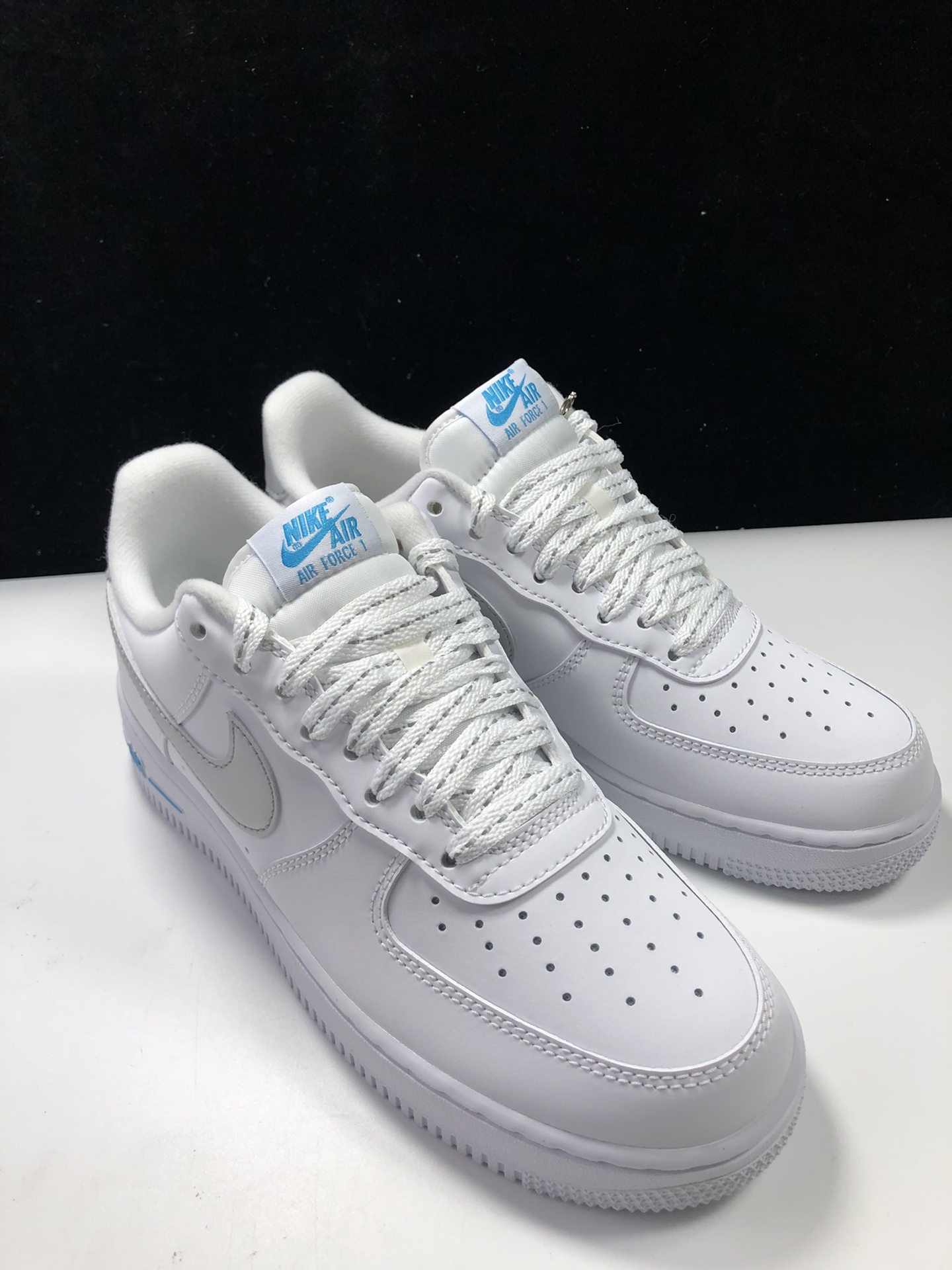 AF1白蓝银low尺码39-47总裁