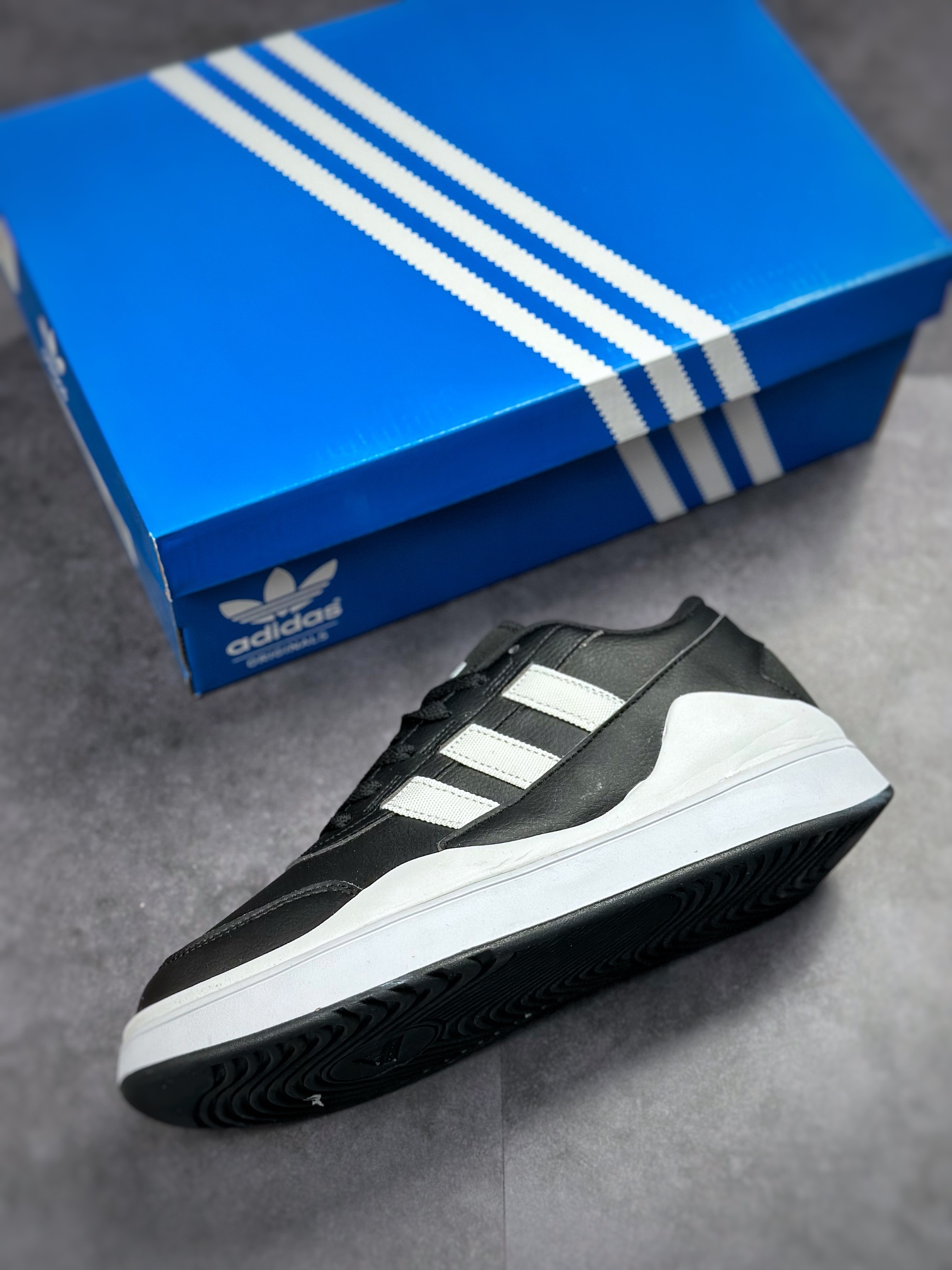 Adidas Tic HM Adi's new bread casual classic campus retro shoes IG7202