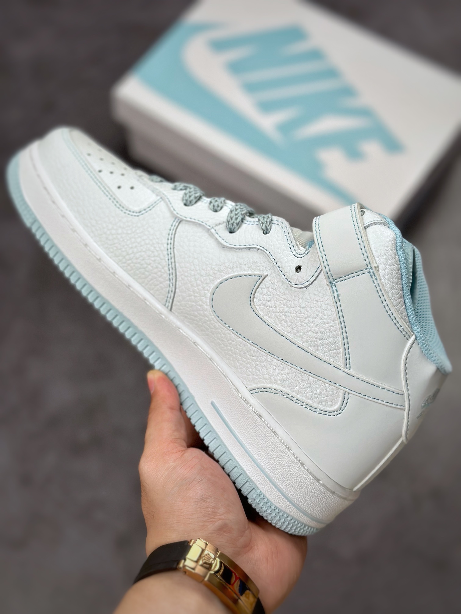Nike Air Force 1 Mid 冰蓝满天星 MK0619-255