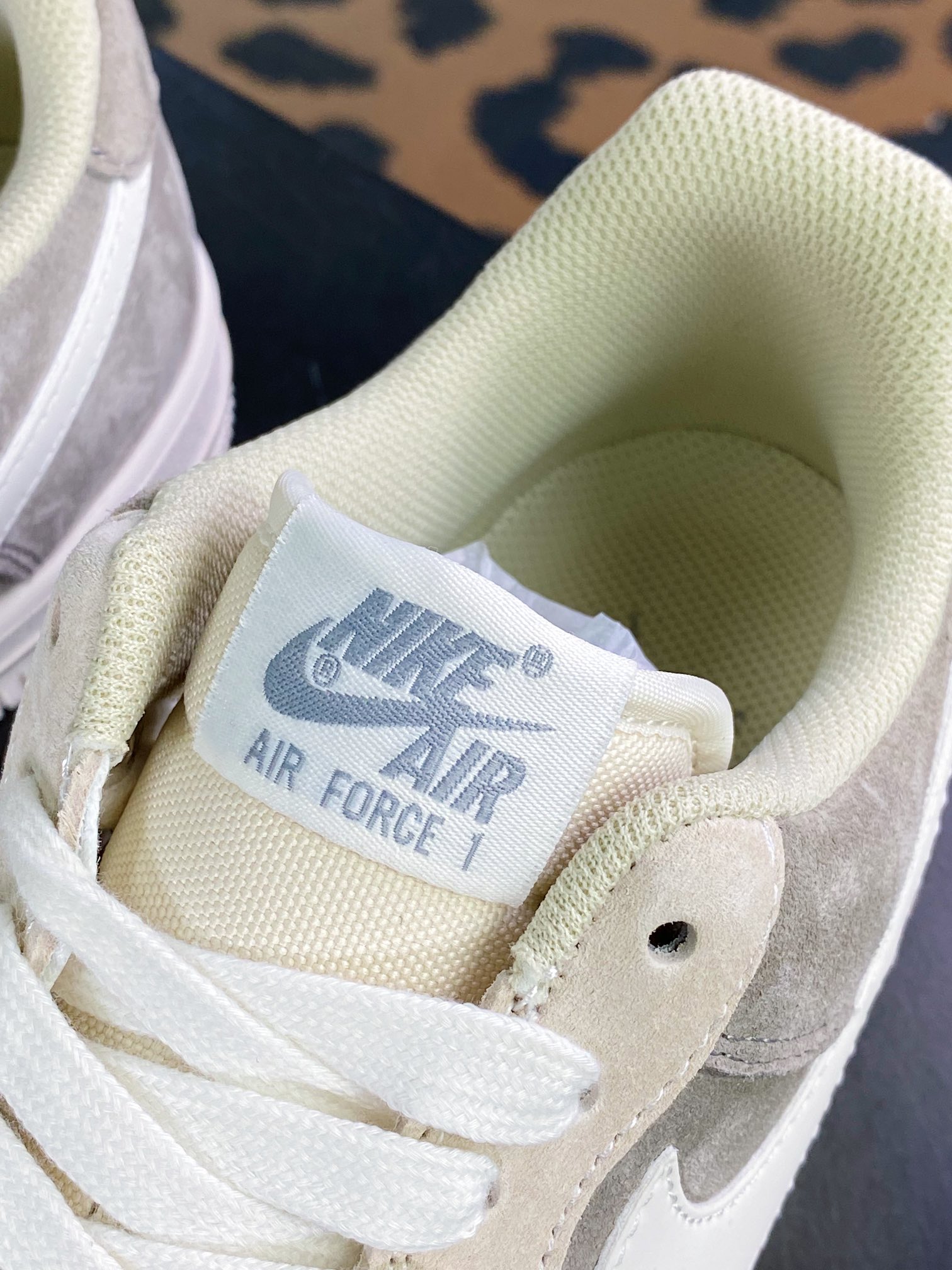 240  Air Force 1′07 Low”Grey/Beige”空军一号经典低帮GE8969-228