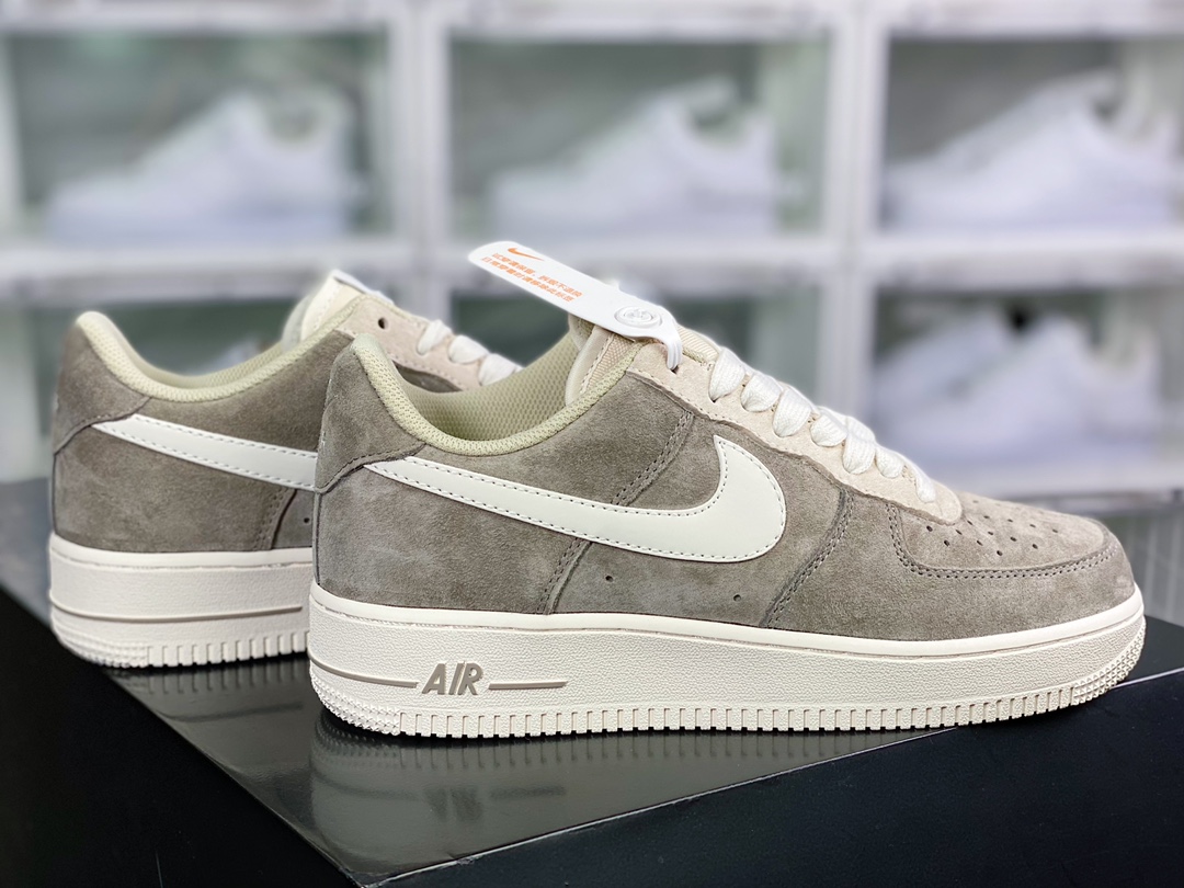 240  Air Force 1′07 Low”Grey/Beige”空军一号经典低帮GE8969-228