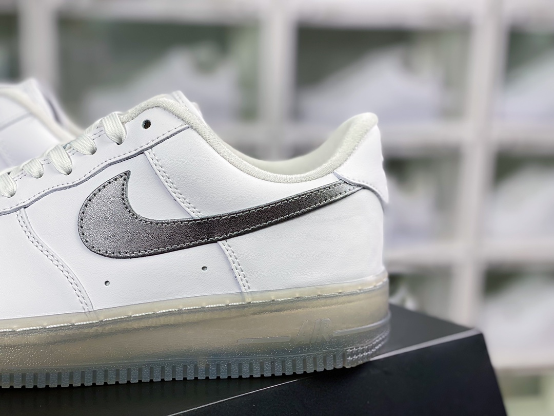 200  Air Force 1’07 Low”Metallic Silver”空军一号“白金属银钩子”DZ6755-100