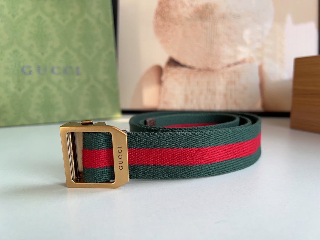 Gucci22FW长方形搭扣红绿织带