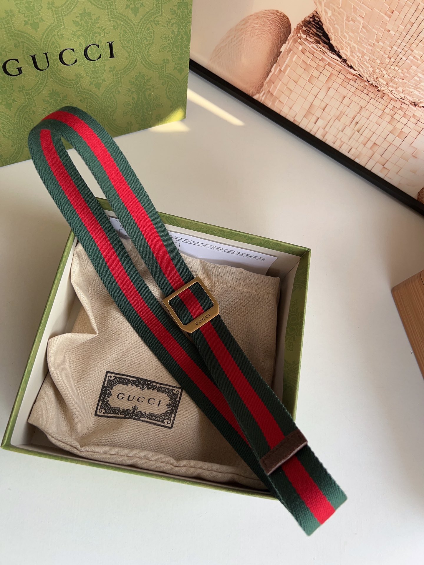 Gucci22FW长方形搭扣红绿织带