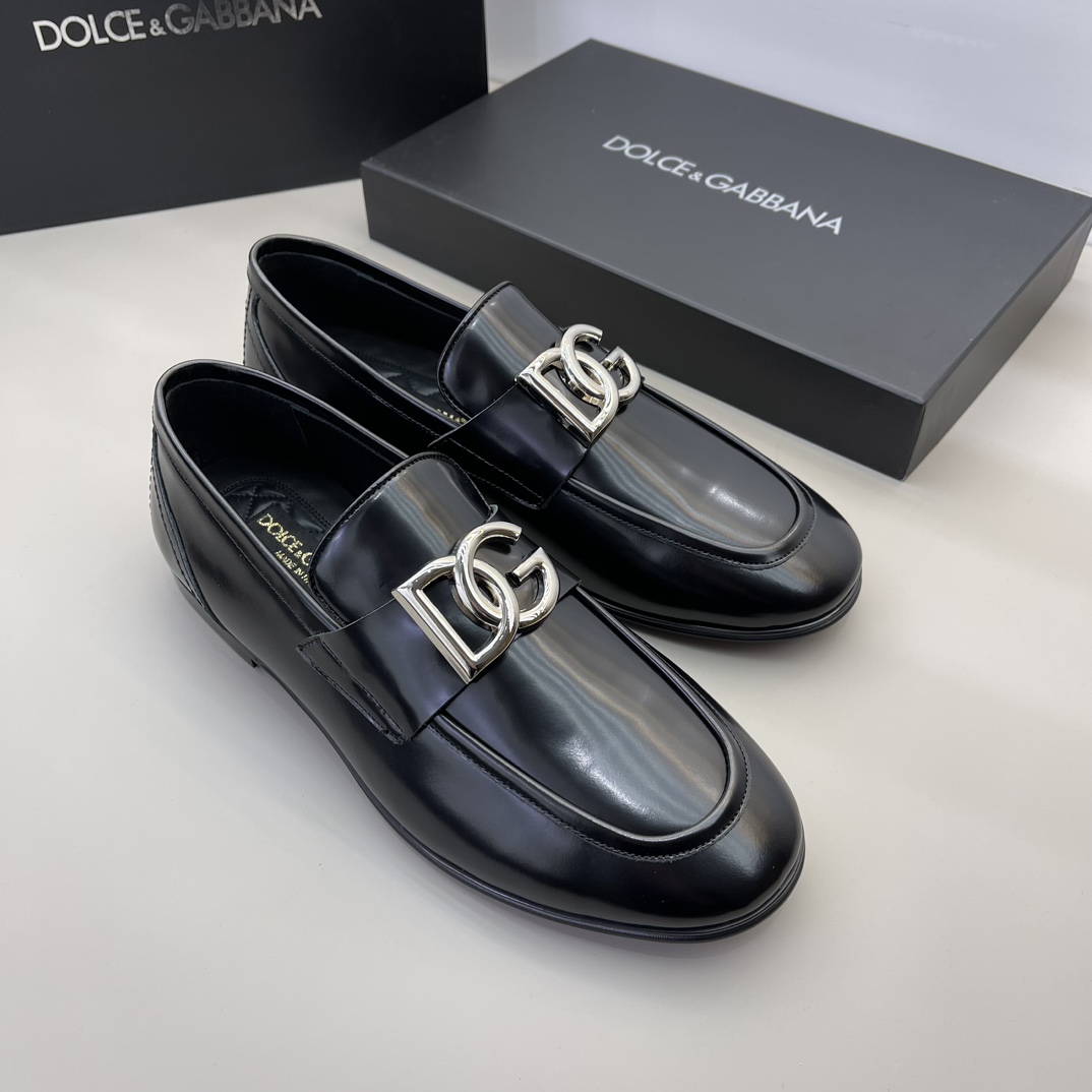Dolce & Gabbana Men's Black Leather Loafers with DG Logo, Size 38-45 7 i1670773124 620 5