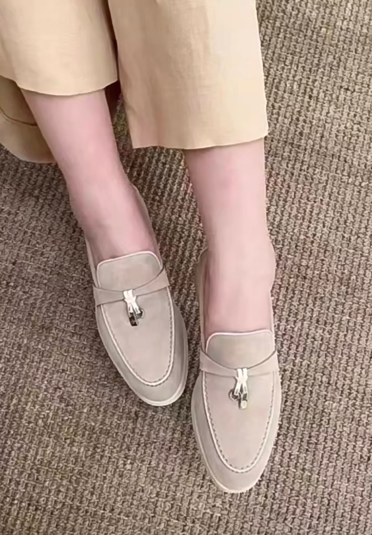 🌾G219专柜原单品质所见即所得Loro Pian*经典爆款出品lp顶级版本 英伦流苏平底乐福鞋原来这就