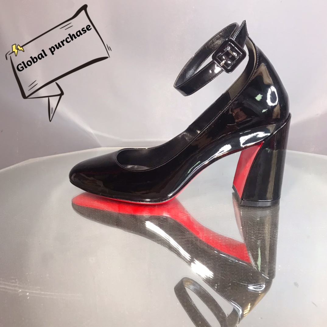 NO:336823,High-end customization Mary Jane retro classic series!  H8.5Cm size 35-42. Standard European code genuine leather big sole-07 black leather, official website synchronization Standard European code Reference:-153 Color:black Material:patent Lining:red goat leather Heel height:8.5Cm Sole:leather sole Size:EU 35-42 (US 4-11):,,christian louboutin,mary jane,Leather soles19860909高端订制 玛丽珍复古精典款系列！ H8.5Cm尺码35-42码.标准欧码 真皮大底-07黑柒皮,官网同步 标准欧码 Reference:-153 Color:black Material:patent Lining:red goat leather Heel heigh:8.5Cm Sole:leather sole Size:EU 35－42（US 4一11) :,,christian louboutin,mary jane,Leather soles,Women's Shoes
