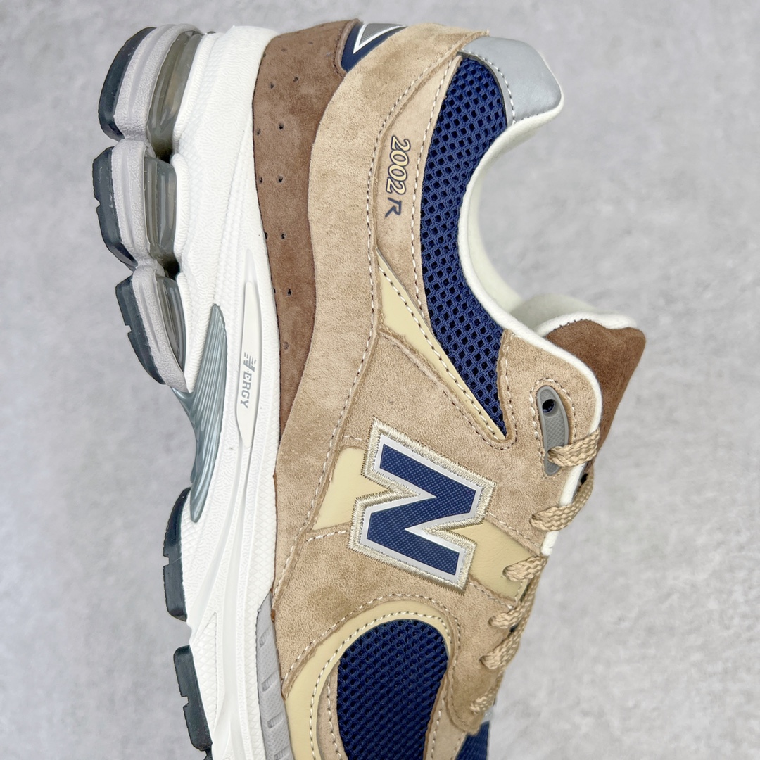 图片[6]-💰250 ＃M纯原 新百伦NB New Balance ML2002R5 米黄 全套原楦原纸板原厂数据开发 原厂网纱 原装进口翻毛皮料正确绒感卡色 正确中底拉帮中底网布细节 一比一手工擦旧效果 冲裁组合 匠心打造 耗时两个月开发完成 工艺极其复杂难度可想而知 新开独立私模大底 全网唯一正确做旧组合大底 高端零售专供产物 尺码：36 37 37.5 38 38.5 39.5 40 40.5 41.5 42 42.5 43 44 44.5 45 45.5 46.5 47 编码：by3936020-运动鞋