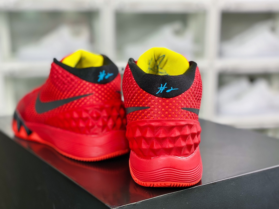 Kyrie 1 EP ”Air and Earth” Owen 7th Generation Indoor Leisure ”Black Red” DO5360-901