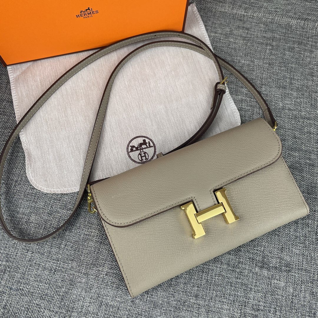 Hermes Constance 。 爱马仕型号:9852掌纹金扣 size:22*11cm 🇫🇷海外🇫🇷Empson Hermes Constance 。 爱马仕型号:9852掌纹金扣 size:22*11cm 🇫🇷海外🇫🇷Empson