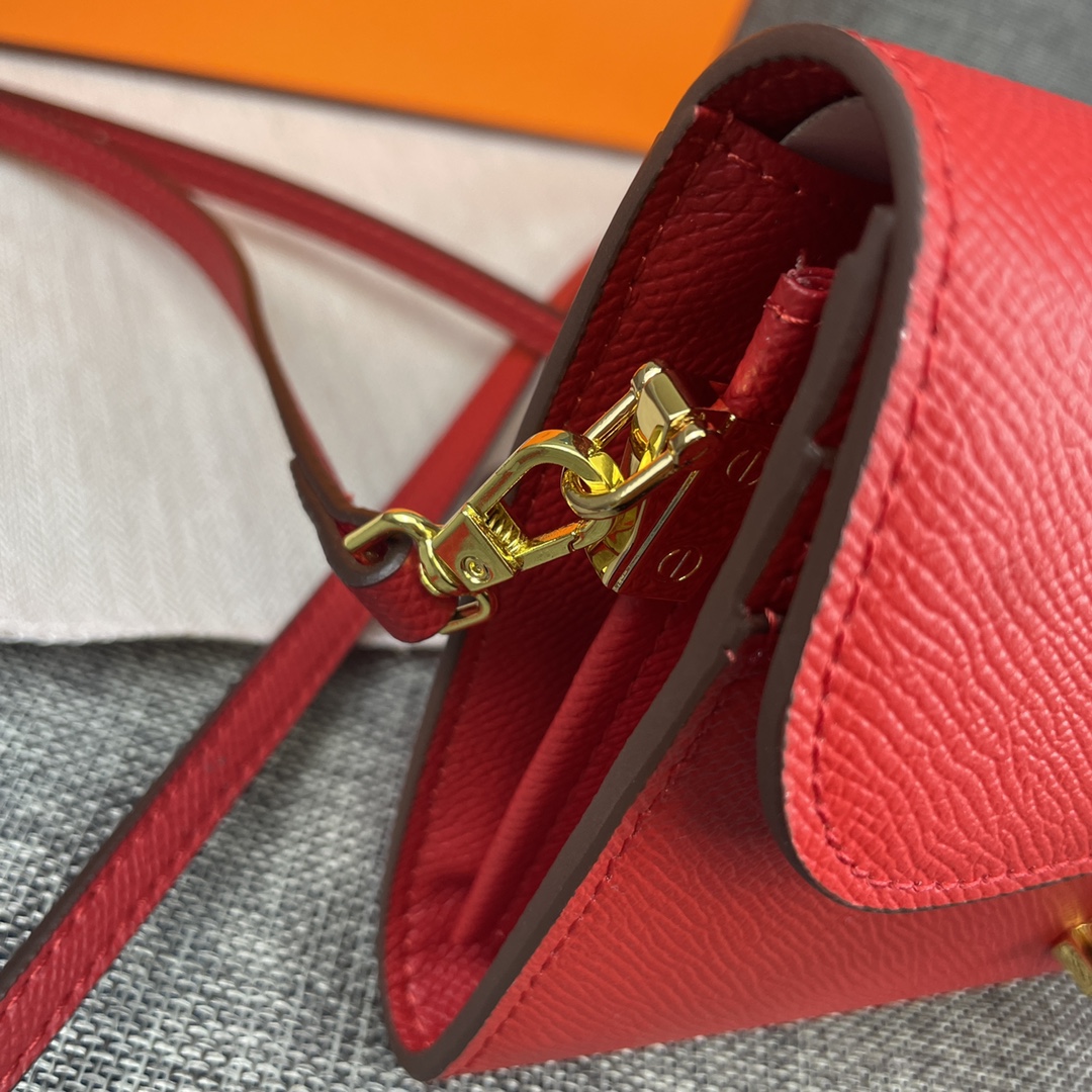 Hermes Constance 。 爱马仕型号:9852掌纹金扣 size:22*11cm 🇫🇷海外🇫🇷Empson Hermes Constance 。 爱马仕型号:9852掌纹金扣 size:22*11cm 🇫🇷海外🇫🇷Empson