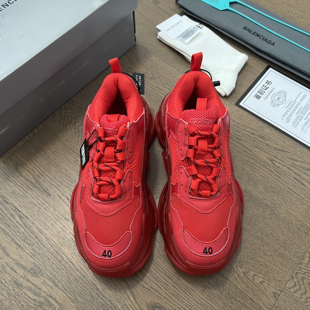 NO:258382,Balenciaga Triple S Balenciaga 19 official air cushion version official pure original version full code shipment notification correct font electric embroidery correct thickness, position and size side TPU breathable hole matching original correct air cushion separation sole, TPU soft sole original version consistent 