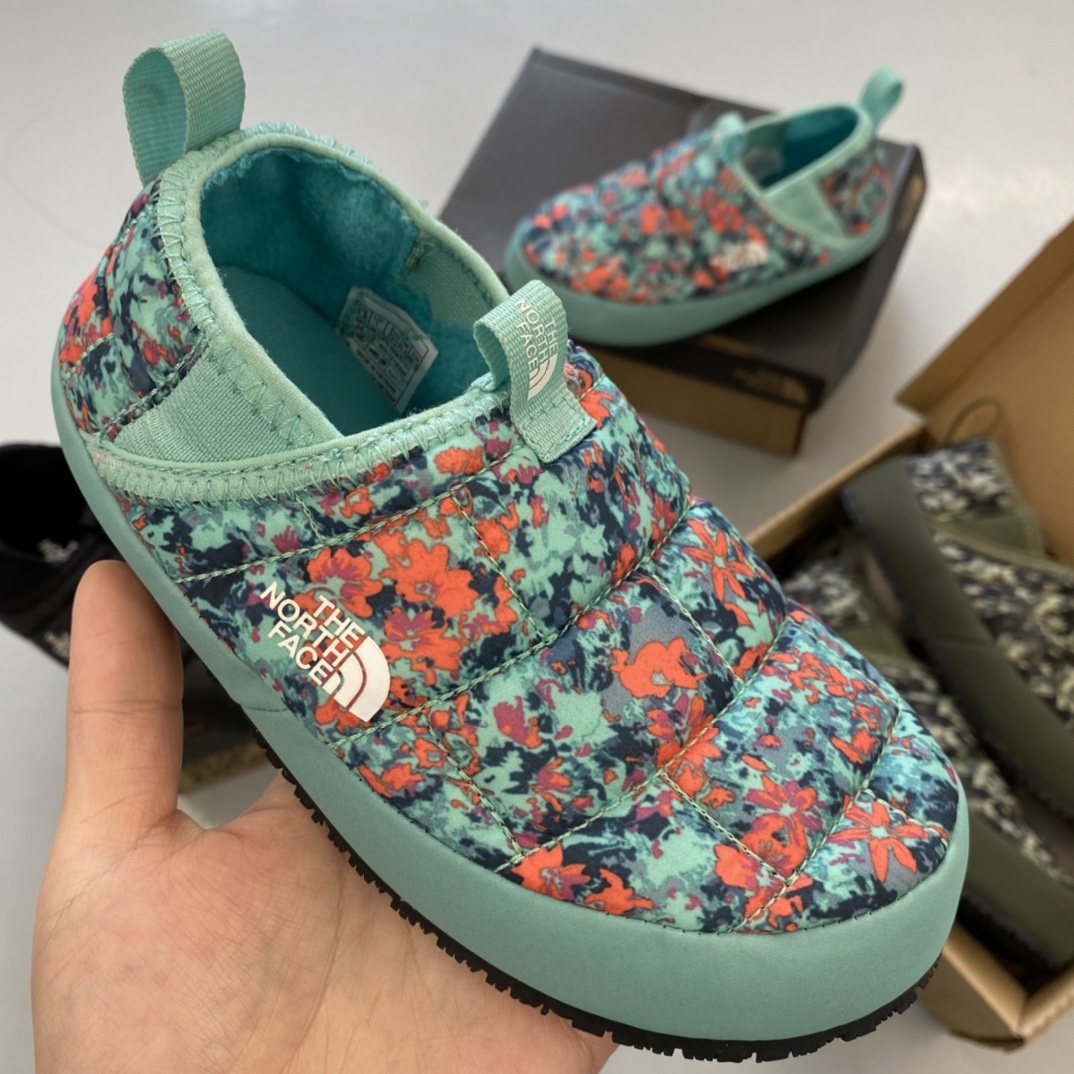 图片[7]-北面 面包鞋来咯👏24-35码 👍真的洋气到爆❕极简舒适，软软绵绵蓄热御寒，保暖又可爱。一个精致的小宝贝，满满的慵懒感在寒冷的冬天让人眼前一亮-选品中心