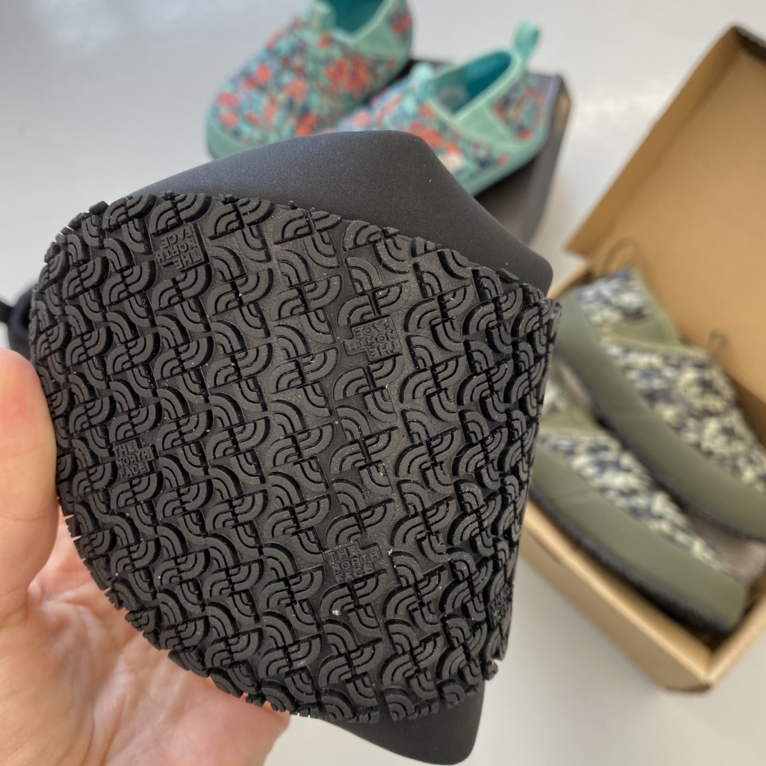 图片[8]-北面 面包鞋来咯👏24-35码 👍真的洋气到爆❕极简舒适，软软绵绵蓄热御寒，保暖又可爱。一个精致的小宝贝，满满的慵懒感在寒冷的冬天让人眼前一亮-选品中心