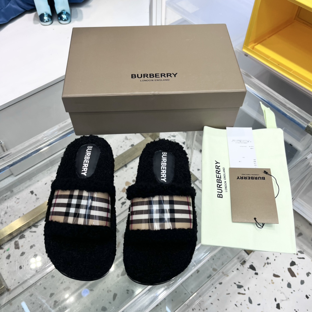 버버리 슬리퍼 레플리카 29699