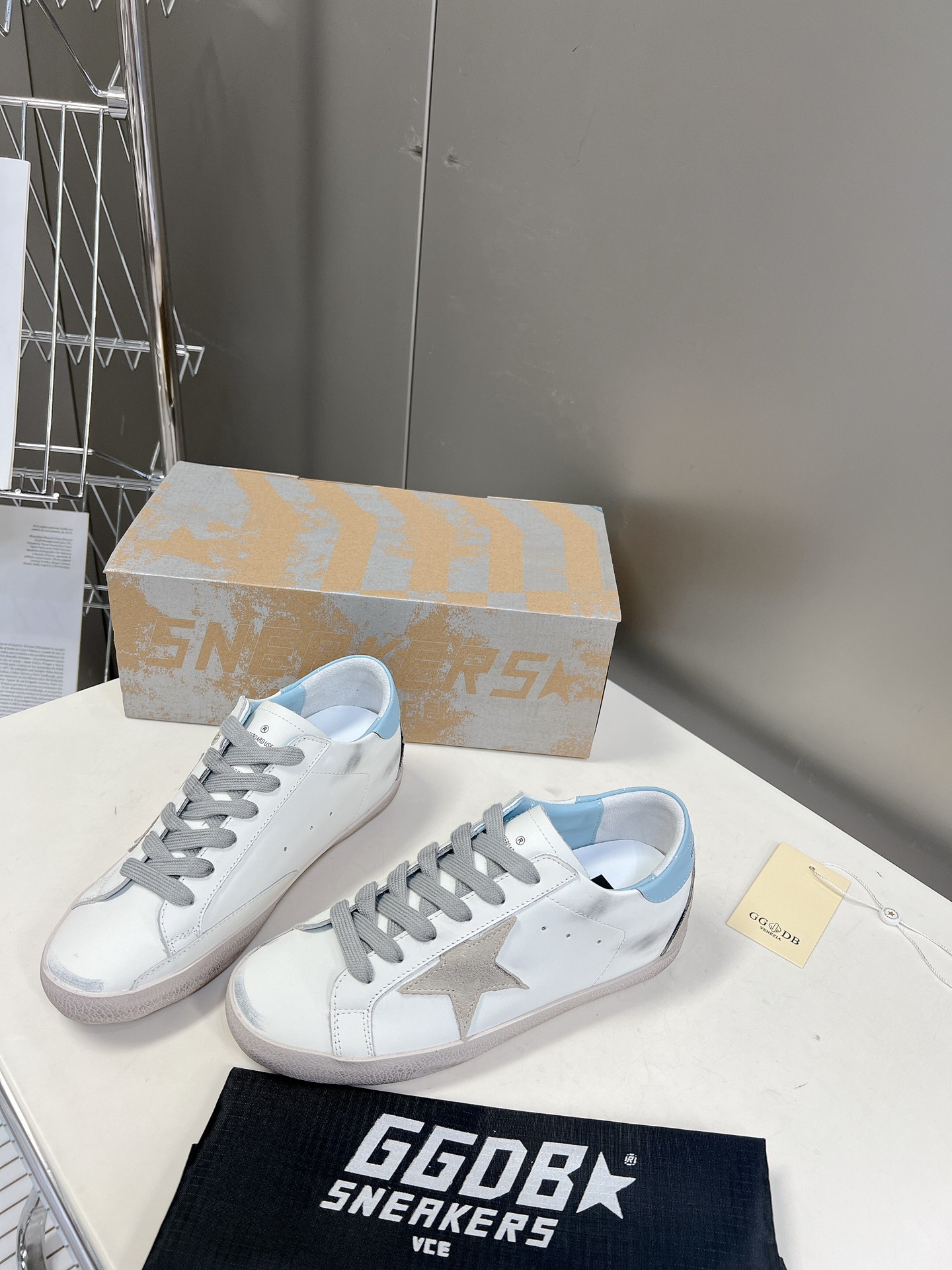 [Golden Goose Women