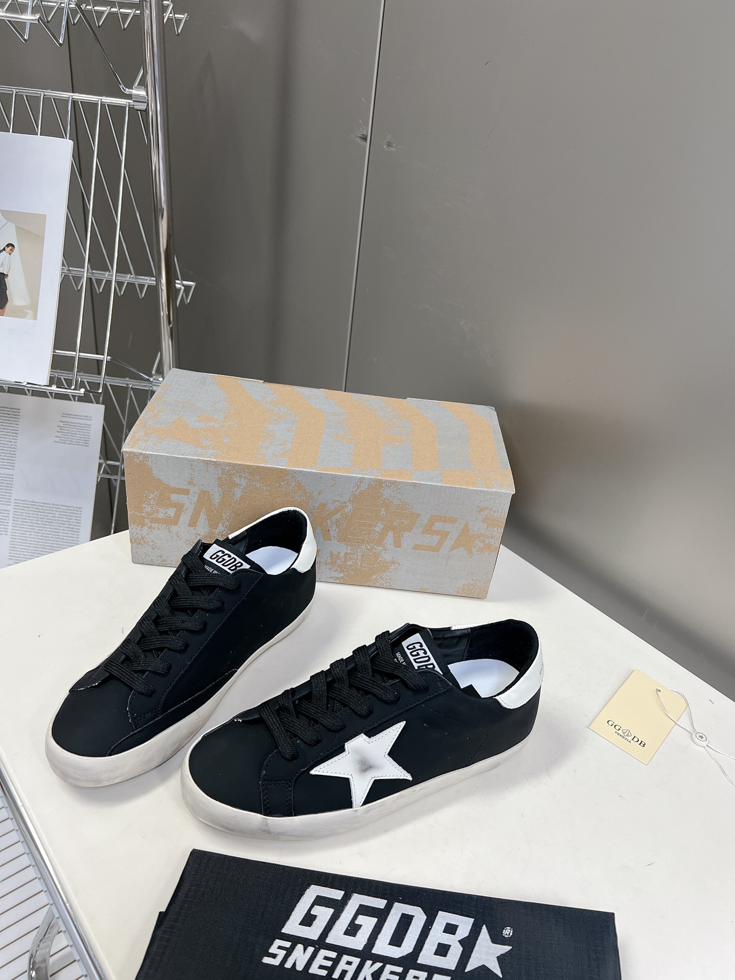 [Golden Goose Women