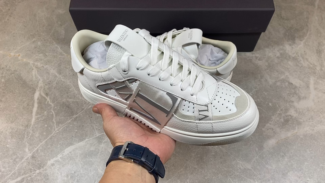 Valentino cheap sneakers yupoo