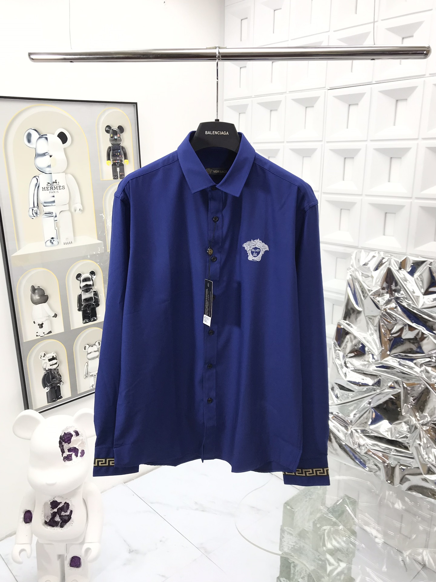 Classic High-Quality CJCR Leisure Shirt: Essential Style with Unique Details - 图片 1