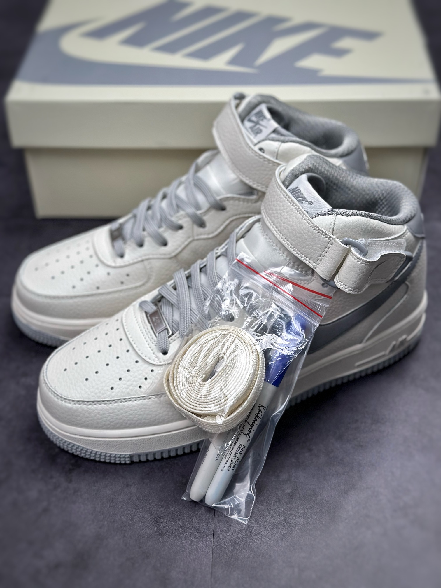 Nike Air Force 1’07 Mid 米银灰 PA0920-608