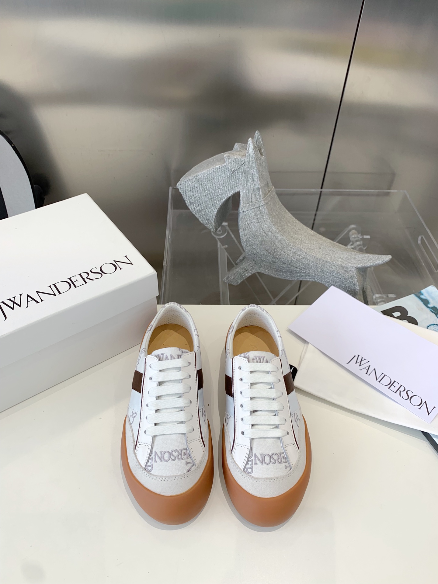Embroidered Tarpaulin Shoe Substitute: JW Anderson Colored Insulates for Couples