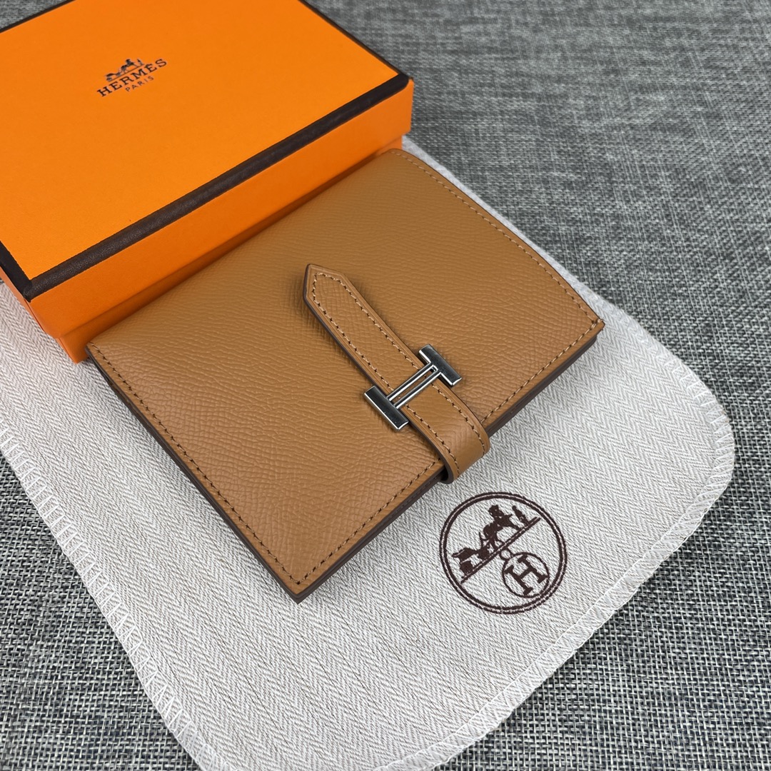 【Hermes 原单 】。 爱马仕新款纯色皮革口袋竖款钱包 💋专柜对版复刻,原版五金,内有原厂代工码 💋手感柔软🎉油 【Hermes 原单 】。 爱马仕新款纯色皮革口袋竖款钱包 💋专柜对版复刻,原版五金,内有原厂代工码 💋手感柔软🎉油