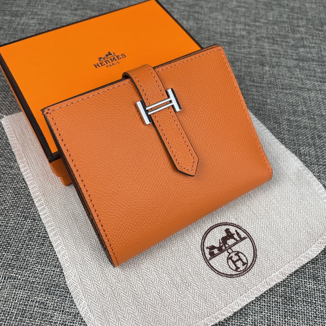 【Hermes 原单 】。 爱马仕新款纯色皮革口袋竖款钱包 💋专柜对版复刻,原版五金,内有原厂代工码 💋手感柔软🎉油 【Hermes 原单 】。 爱马仕新款纯色皮革口袋竖款钱包 💋专柜对版复刻,原版五金,内有原厂代工码 💋手感柔软🎉油