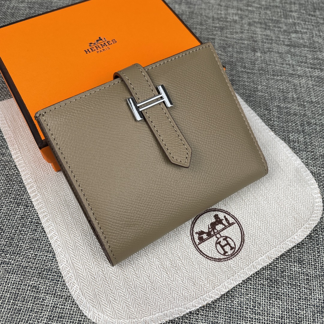 【Hermes  原单 】。 爱马仕新款纯色皮革口袋竖款钱包  💋专柜对版复刻，原版五金，内有原厂代工码 💋手感柔软🎉油