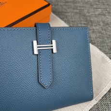 【Hermes 原单 】。 爱马仕新款纯色皮革口袋竖款钱包 💋专柜对版复刻,原版五金,内有原厂代工码 💋手感柔软🎉油 【Hermes 原单 】。 爱马仕新款纯色皮革口袋竖款钱包 💋专柜对版复刻,原版五金,内有原厂代工码 💋手感柔软🎉油
