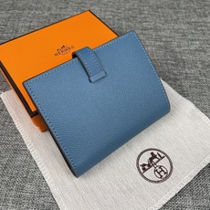 【Hermes 原单 】。 爱马仕新款纯色皮革口袋竖款钱包 💋专柜对版复刻,原版五金,内有原厂代工码 💋手感柔软🎉油 【Hermes 原单 】。 爱马仕新款纯色皮革口袋竖款钱包 💋专柜对版复刻,原版五金,内有原厂代工码 💋手感柔软🎉油