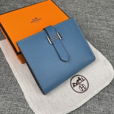 【Hermes 原单 】。 爱马仕新款纯色皮革口袋竖款钱包 💋专柜对版复刻,原版五金,内有原厂代工码 💋手感柔软🎉油 【Hermes 原单 】。 爱马仕新款纯色皮革口袋竖款钱包 💋专柜对版复刻,原版五金,内有原厂代工码 💋手感柔软🎉油