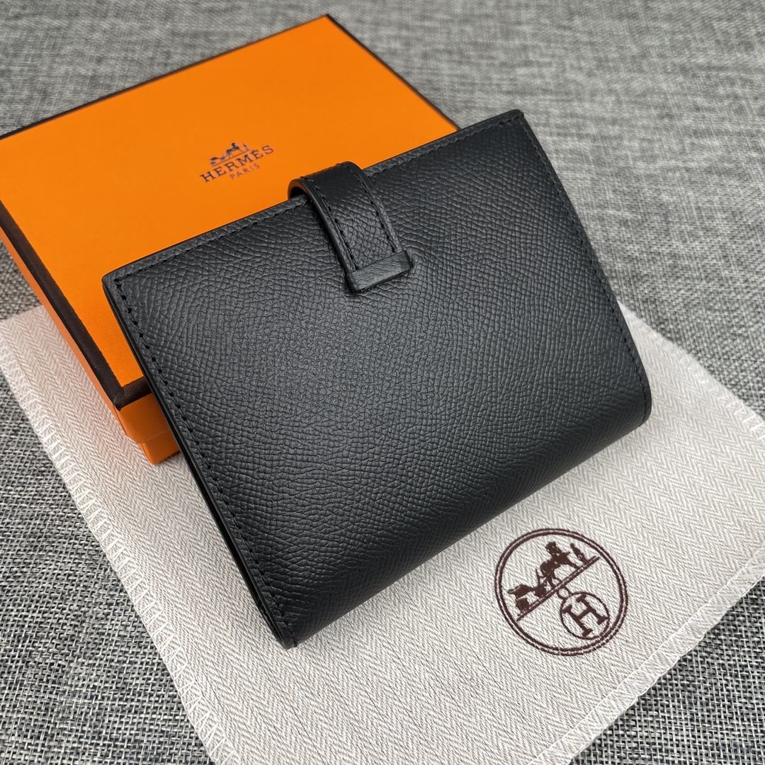 【Hermes 原单 】。 爱马仕新款纯色皮革口袋竖款钱包 💋专柜对版复刻,原版五金,内有原厂代工码 💋手感柔软🎉油 【Hermes 原单 】。 爱马仕新款纯色皮革口袋竖款钱包 💋专柜对版复刻,原版五金,内有原厂代工码 💋手感柔软🎉油