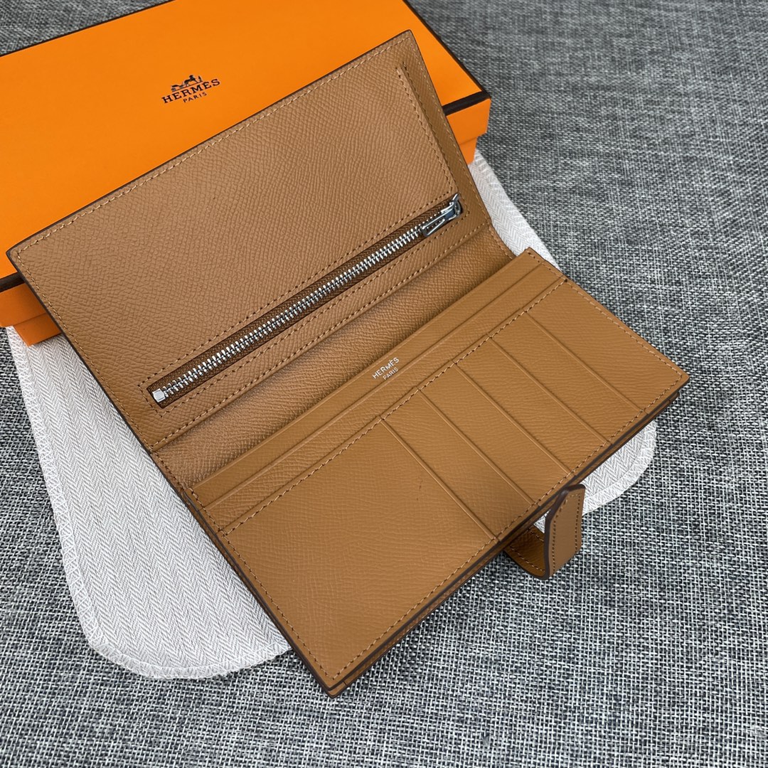 Hermes •原单。 Empson手掌纹 爱马仕女士新款纯色皮革内拉链口袋竖款钱包 💋专柜对版复刻 💋手感柔软,油边 Hermes •原单。 Empson手掌纹 爱马仕女士新款纯色皮革内拉链口袋竖款钱包 💋专柜对版复刻 💋手感柔软,油边