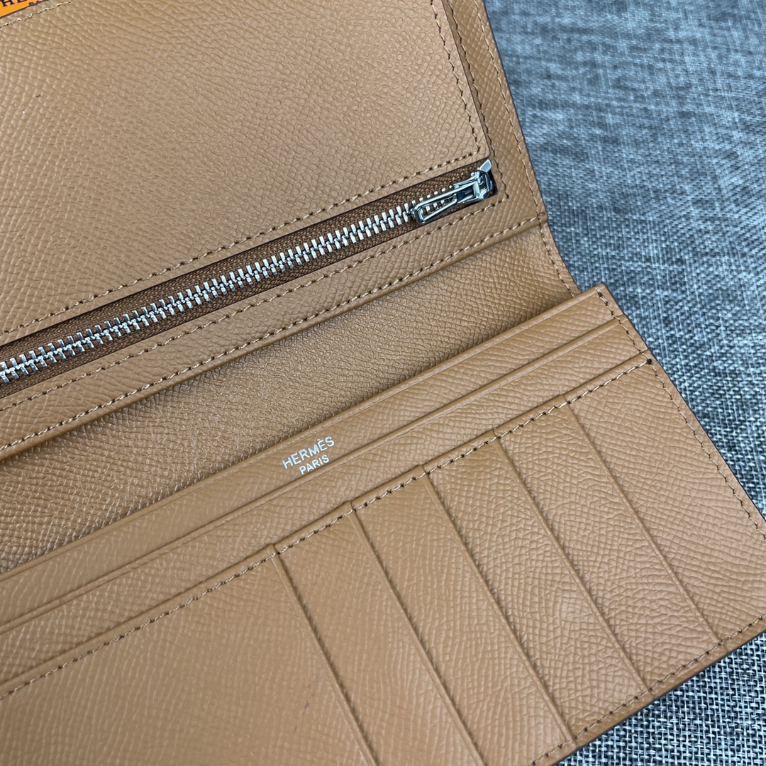 Hermes •原单。 Empson手掌纹 爱马仕女士新款纯色皮革内拉链口袋竖款钱包 💋专柜对版复刻 💋手感柔软,油边 Hermes •原单。 Empson手掌纹 爱马仕女士新款纯色皮革内拉链口袋竖款钱包 💋专柜对版复刻 💋手感柔软,油边