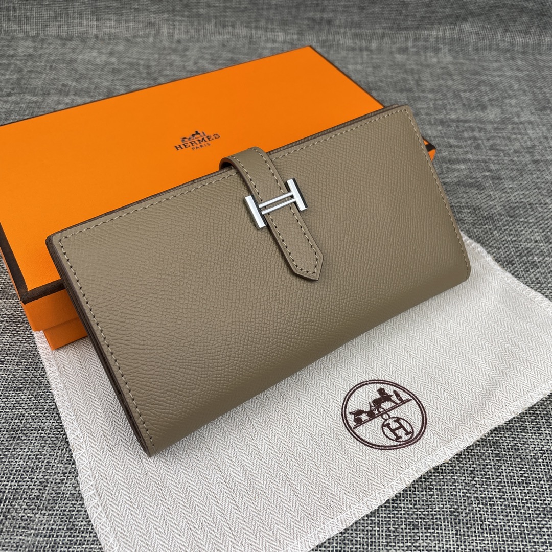 Hermes •原单。 Empson手掌纹 爱马仕女士新款纯色皮革内拉链口袋竖款钱包 💋专柜对版复刻 💋手感柔软,油边 Hermes •原单。 Empson手掌纹 爱马仕女士新款纯色皮革内拉链口袋竖款钱包 💋专柜对版复刻 💋手感柔软,油边