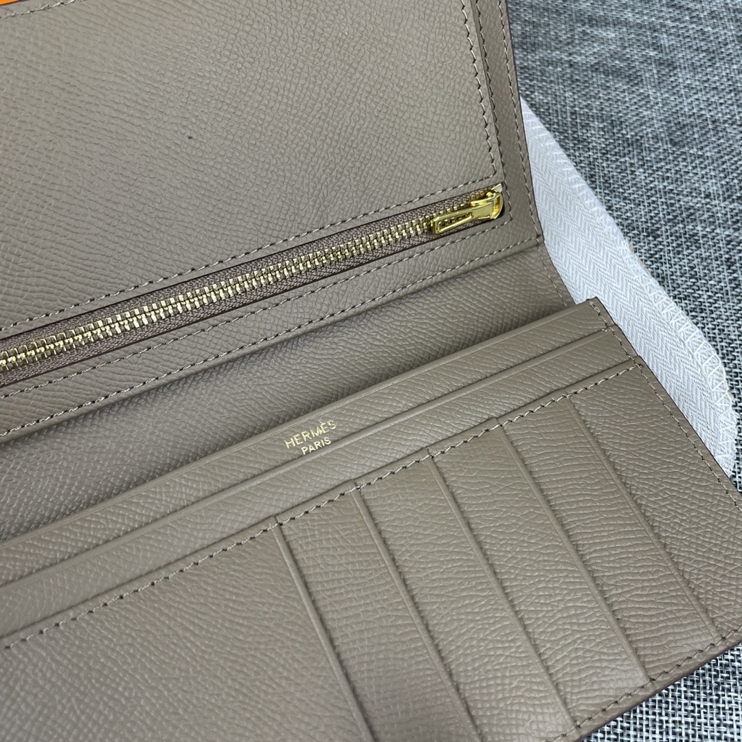 Hermes •原单P
Empson手掌纹
爱马仕女士新款纯色皮革内拉链口袋竖款钱包 
💋专柜对版复刻