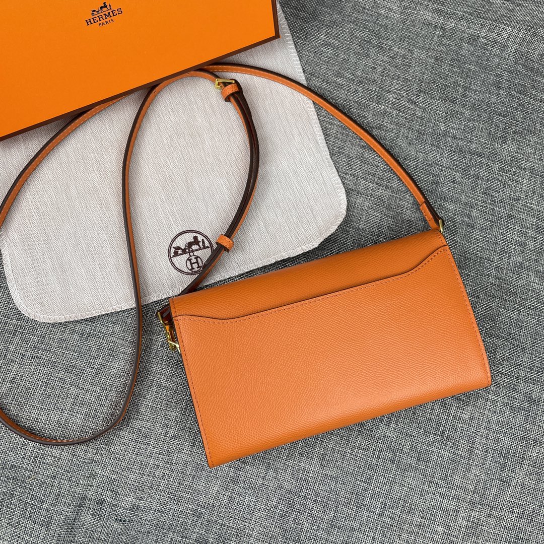 Hermes Constance 。 爱马仕型号:9852掌纹金扣 size:22*11cm 🇫🇷海外🇫🇷Empson Hermes Constance 。 爱马仕型号:9852掌纹金扣 size:22*11cm 🇫🇷海外🇫🇷Empson