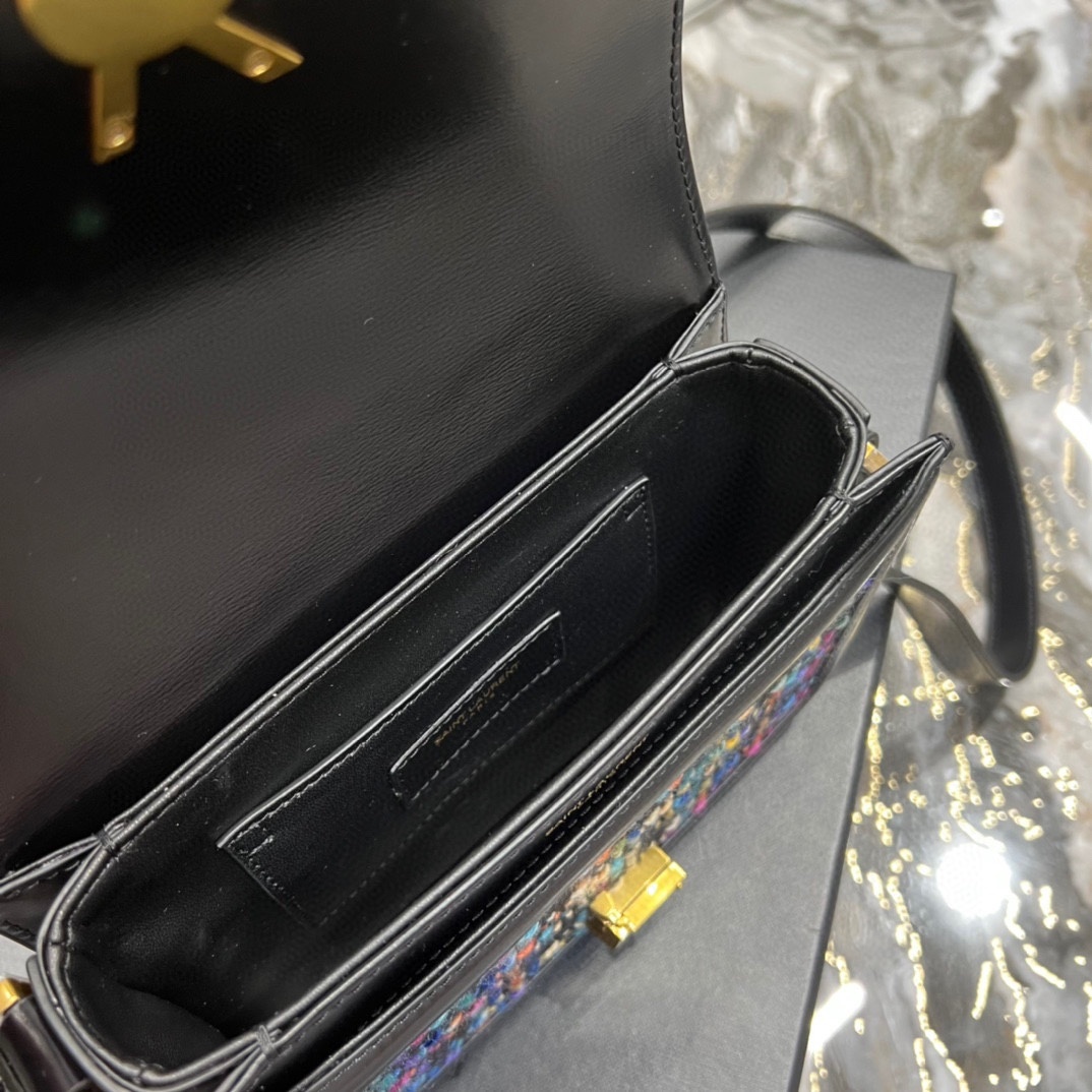 彩色粗呢花金扣_19cm必火爆款还没上市就攻陷了整个时尚圈怀旧左岸灵感来自巴黎左岸街名RueDeSolf