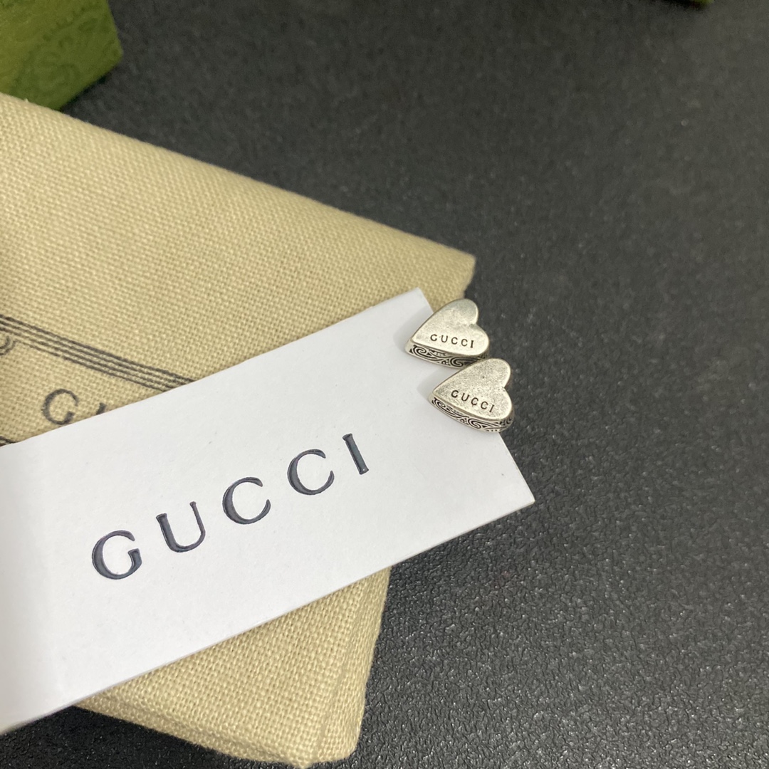 Gucci Silk Tassel Earrings: Brand Color Tassels on Gold Hook 7 i1670920506 5863 1