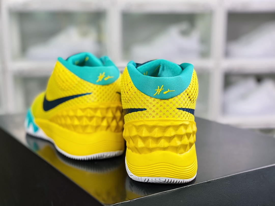 320 Kyrie 1 GS”World 1 People”欧文1代室内休闲运动中帮705277-737