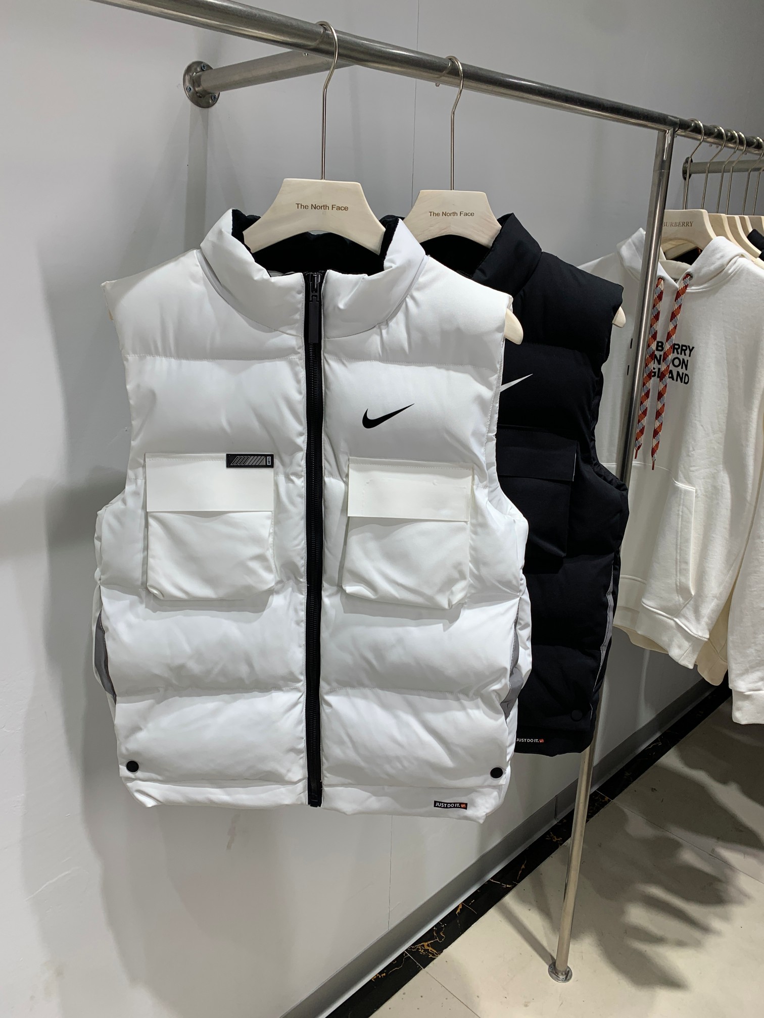 185 耐克NIKE 冬季新款实拍 保暖羽绒棉马甲