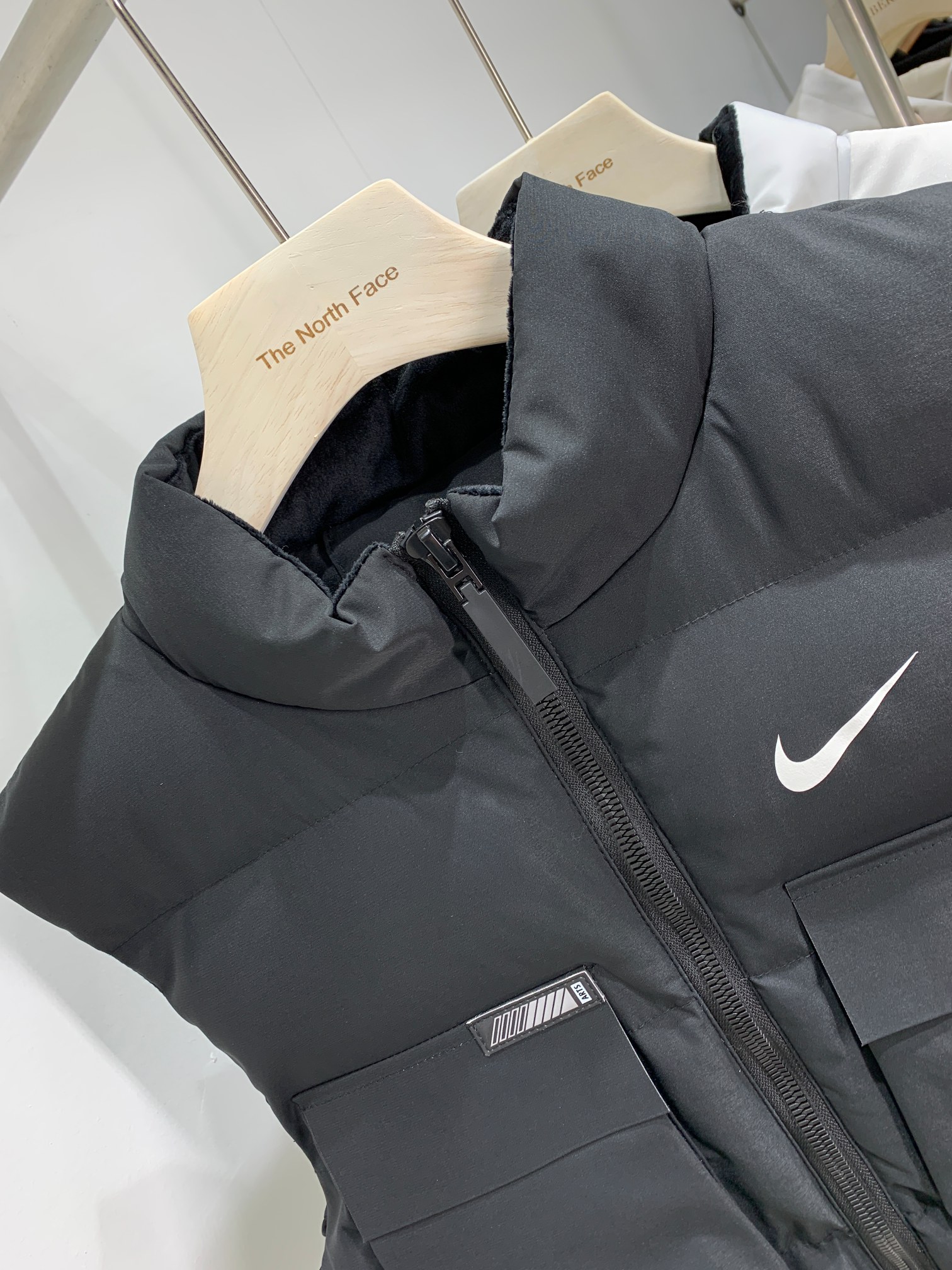 185 耐克NIKE 冬季新款实拍 保暖羽绒棉马甲