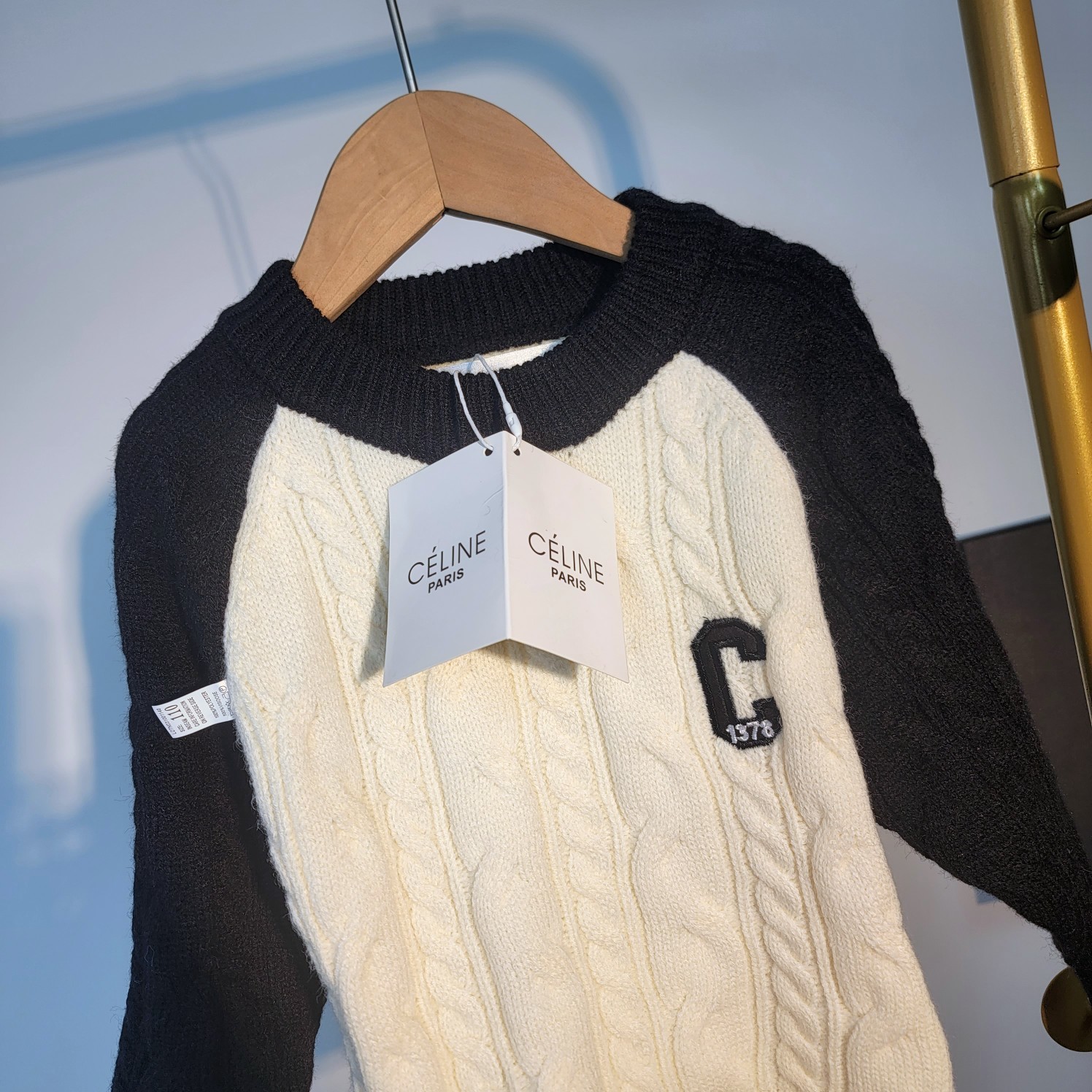 2022 Winter Child Knitting Sweaters with Cosming Designs and Carver Handbags - 图片 2