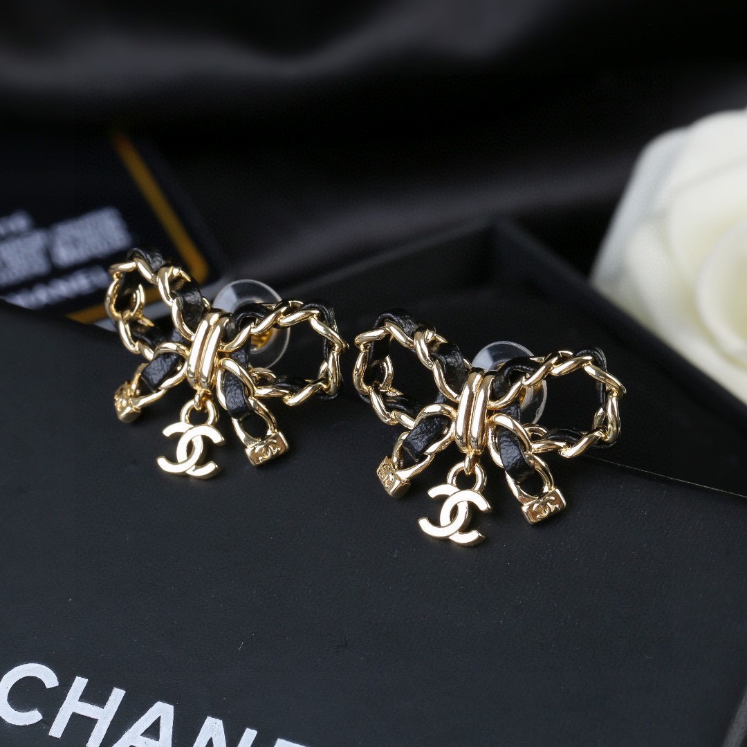 1:1 Replica Wholesale
 Chanel Jewelry Earring AAAA Quality Replica
 Lambskin Sheepskin